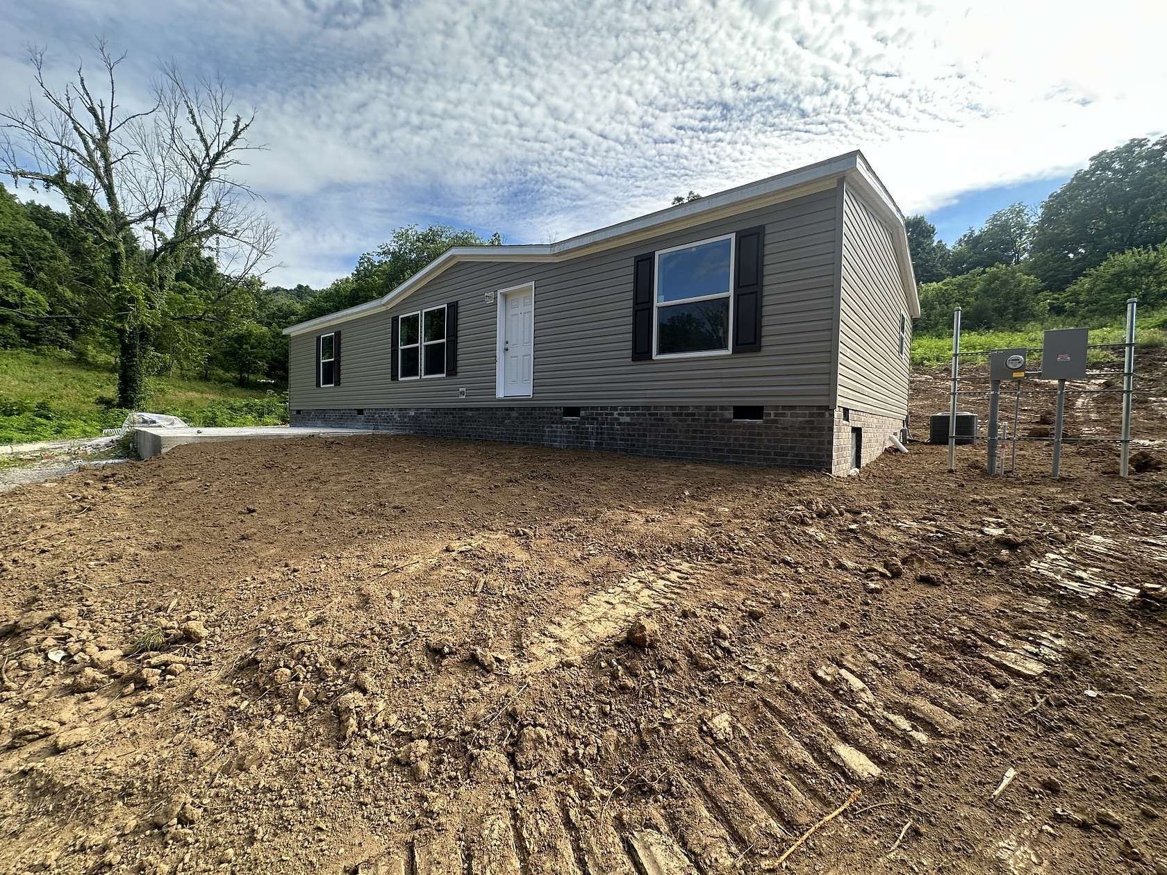 5.62 Acres of Land with Home for Sale in Woodbury, Tennessee