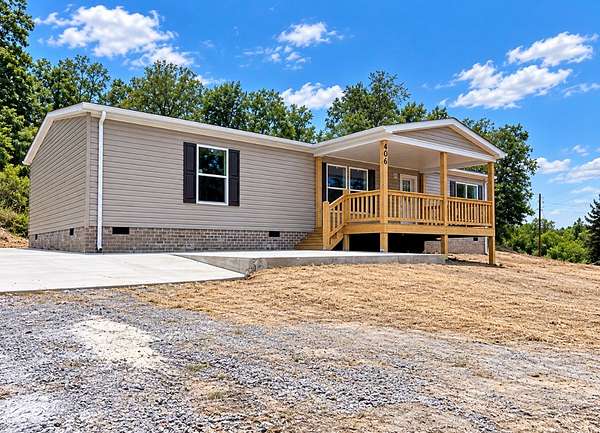 5.62 Acres of Land with Home for Sale in Woodbury, Tennessee
