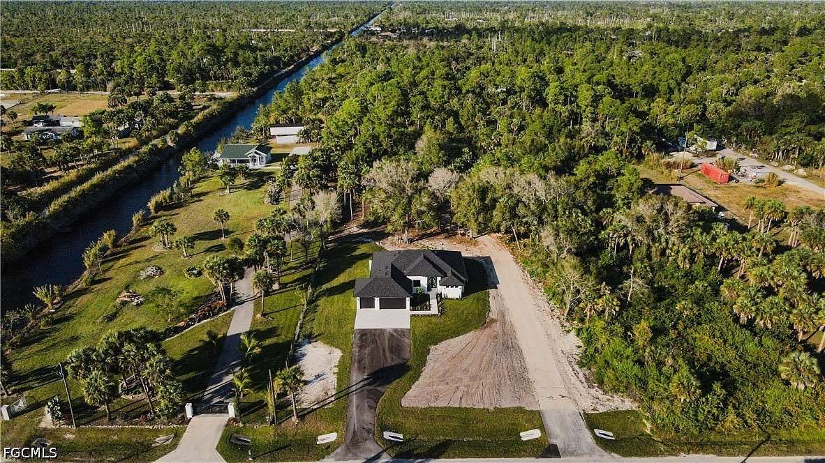 2.27 Acres of Land with Home for Sale in Naples, Florida