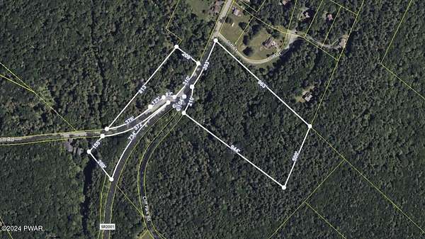 18 Acres of Recreational & Residential Land for Sale in Milford, Pennsylvania