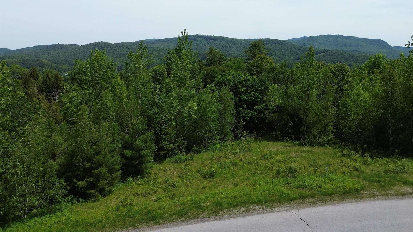 1.43 Acres of Residential Land for Sale in Richmond, Vermont