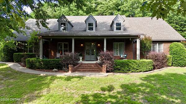 13.2 Acres of Recreational Land with Home for Sale in Dyersburg, Tennessee