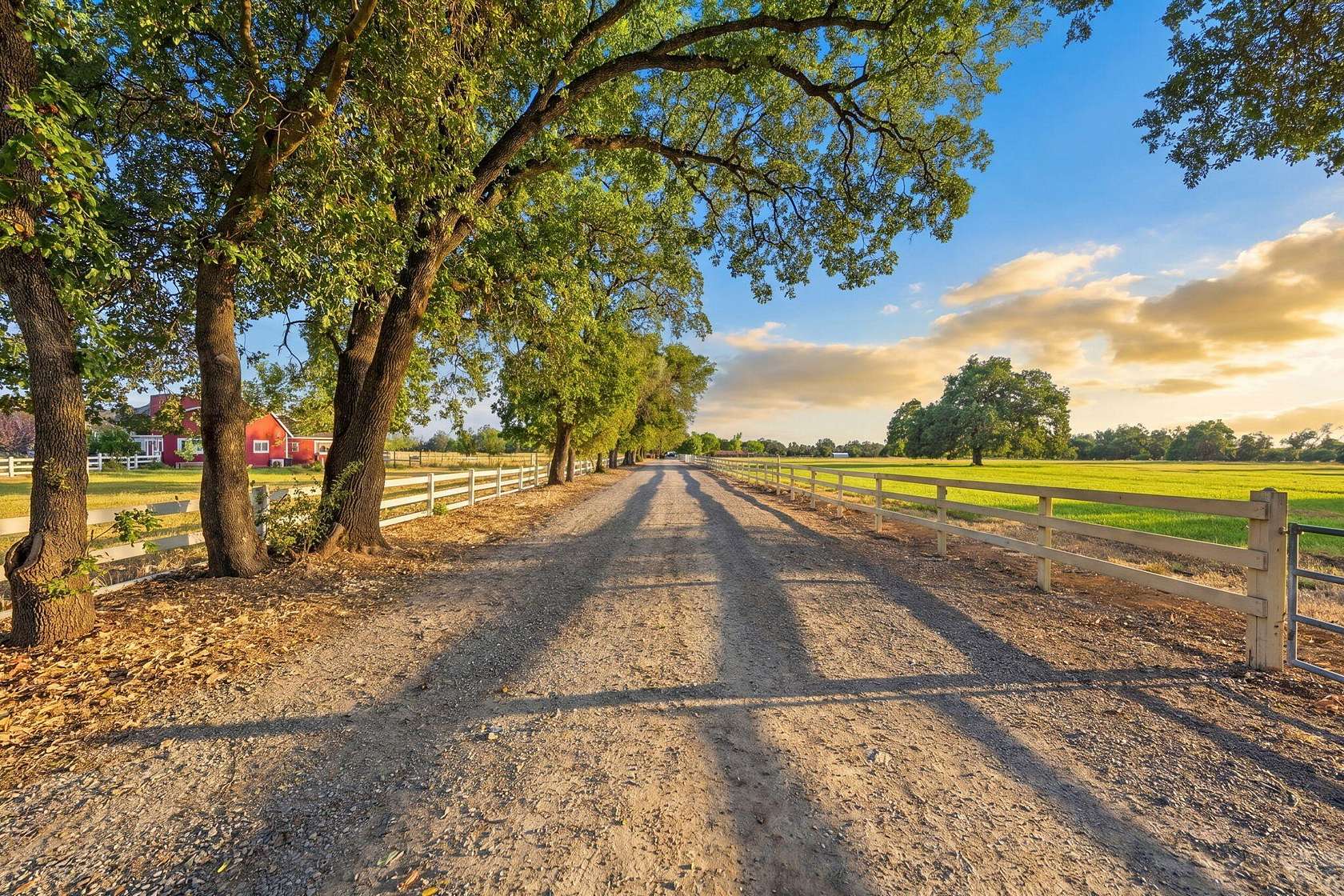 23 Acres of Agricultural Land with Home for Sale in Redding, California