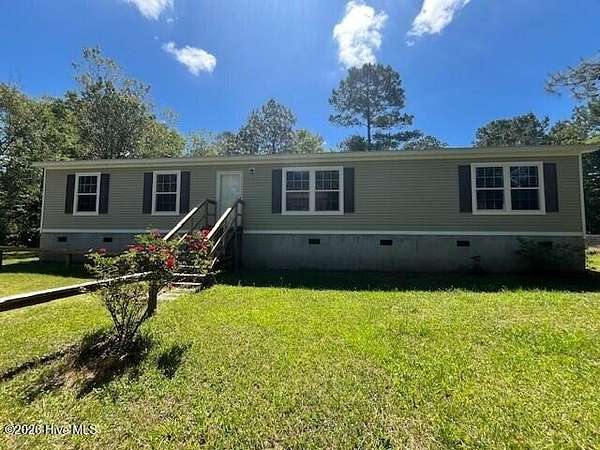 4 Acres of Land with Home for Lease in Leland, North Carolina