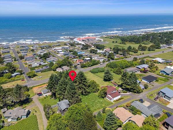 0.33 Acres of Residential Land for Sale in Yachats, Oregon