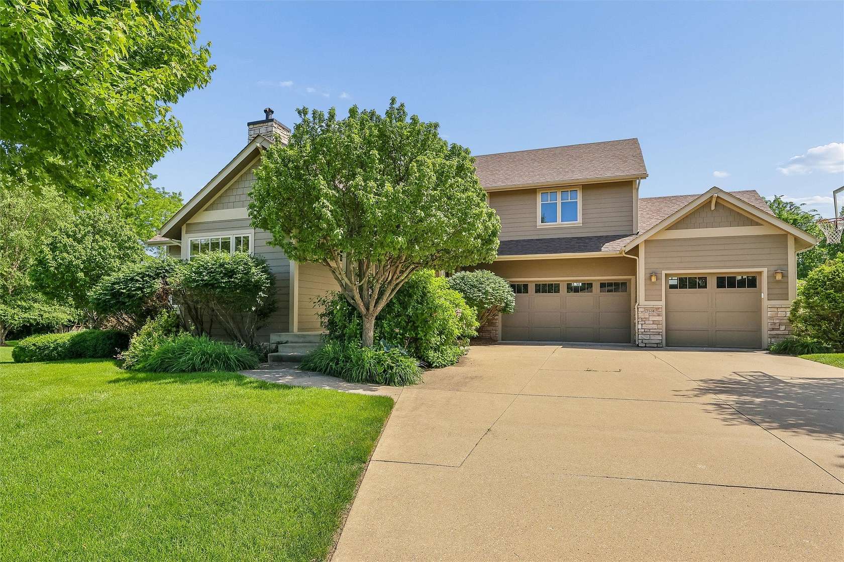 1.5 Acres of Land with Home for Sale in Johnston, Iowa