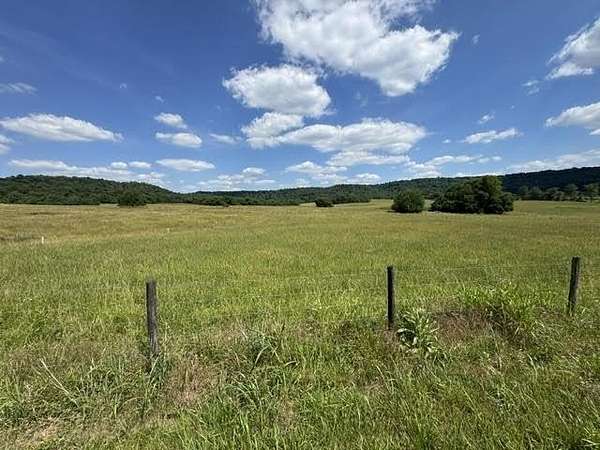 8.54 Acres of Land for Sale in Horse Cave, Kentucky