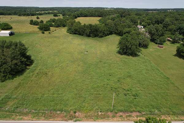 10 Acres of Agricultural Land for Sale in Pierce City, Missouri