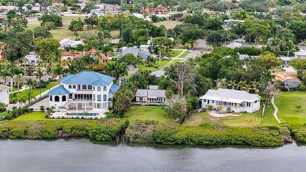 0.55 Acres of Residential Land for Sale in Sarasota, Florida