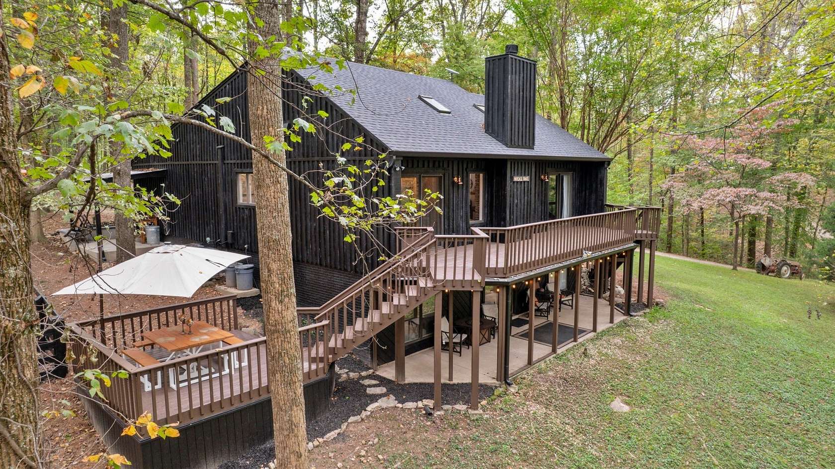 10 Acres of Recreational Land with Home for Sale in Franklin, Tennessee