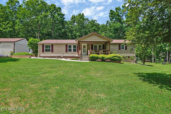 2.52 Acres of Land with Home for Sale in Crossville, Tennessee