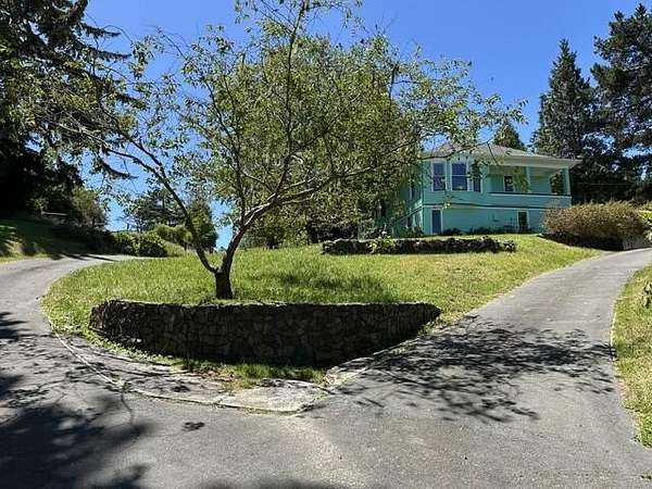 2.64 Acres of Improved Mixed-Use Land for Sale in Eureka, California