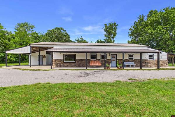 10 Acres of Land with Home for Sale in Mountain Home, Arkansas