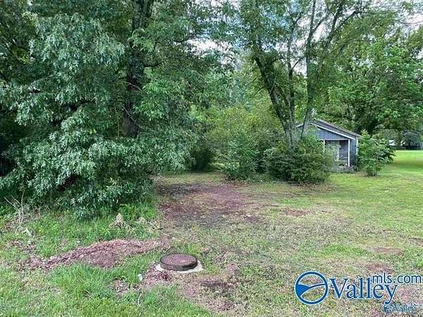 1.47 Acres of Land for Sale in Scottsboro, Alabama