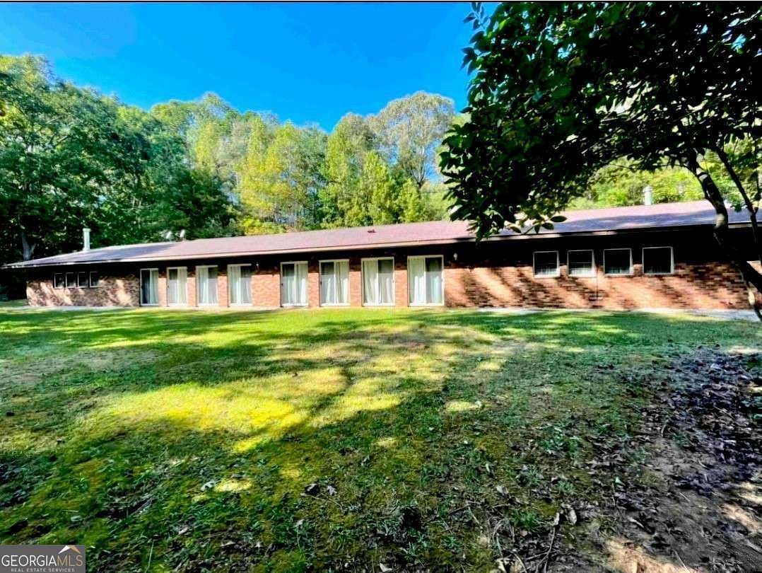 1.8 Acres of Land with Home for Sale in Elberton, Georgia
