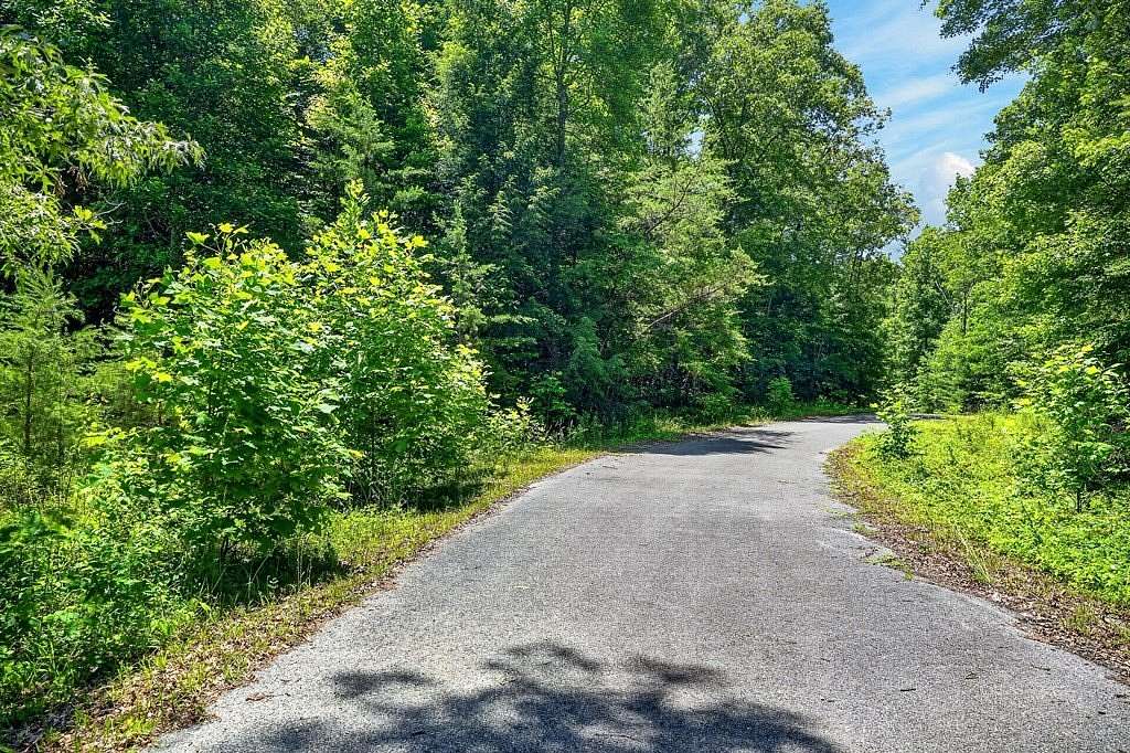 12.7 Acres of Land for Sale in Jamestown, Tennessee