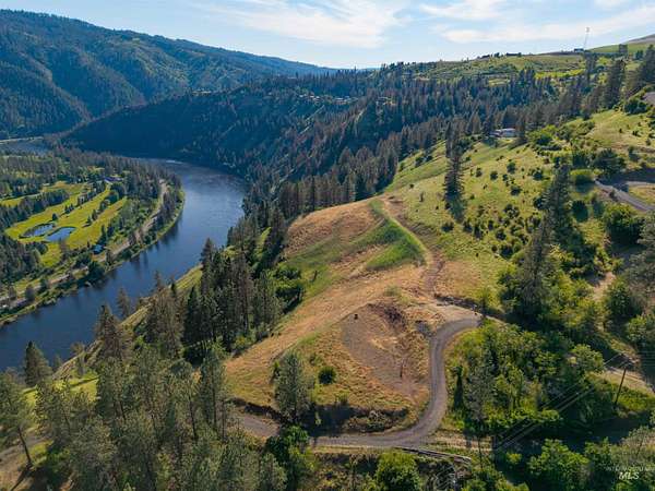 20 Acres of Recreational & Residential Land for Sale in Lenore, Idaho