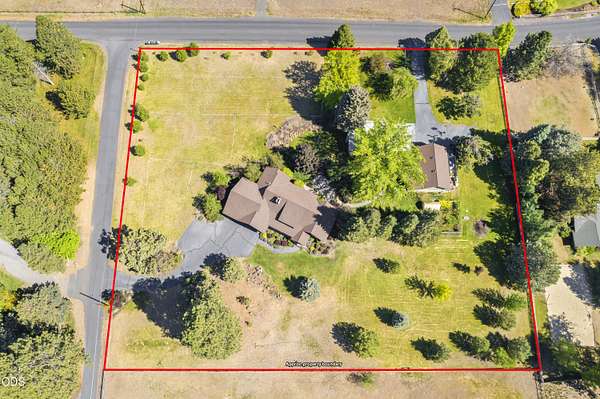 2.35 Acres of Land with Home for Sale in Bend, Oregon