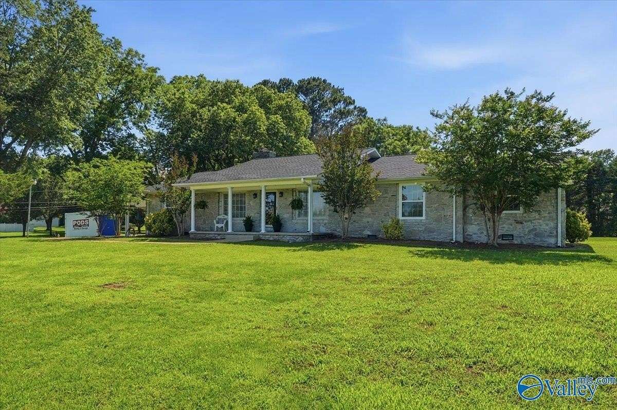 2.28 Acres of Land with Home for Sale in Huntsville, Alabama