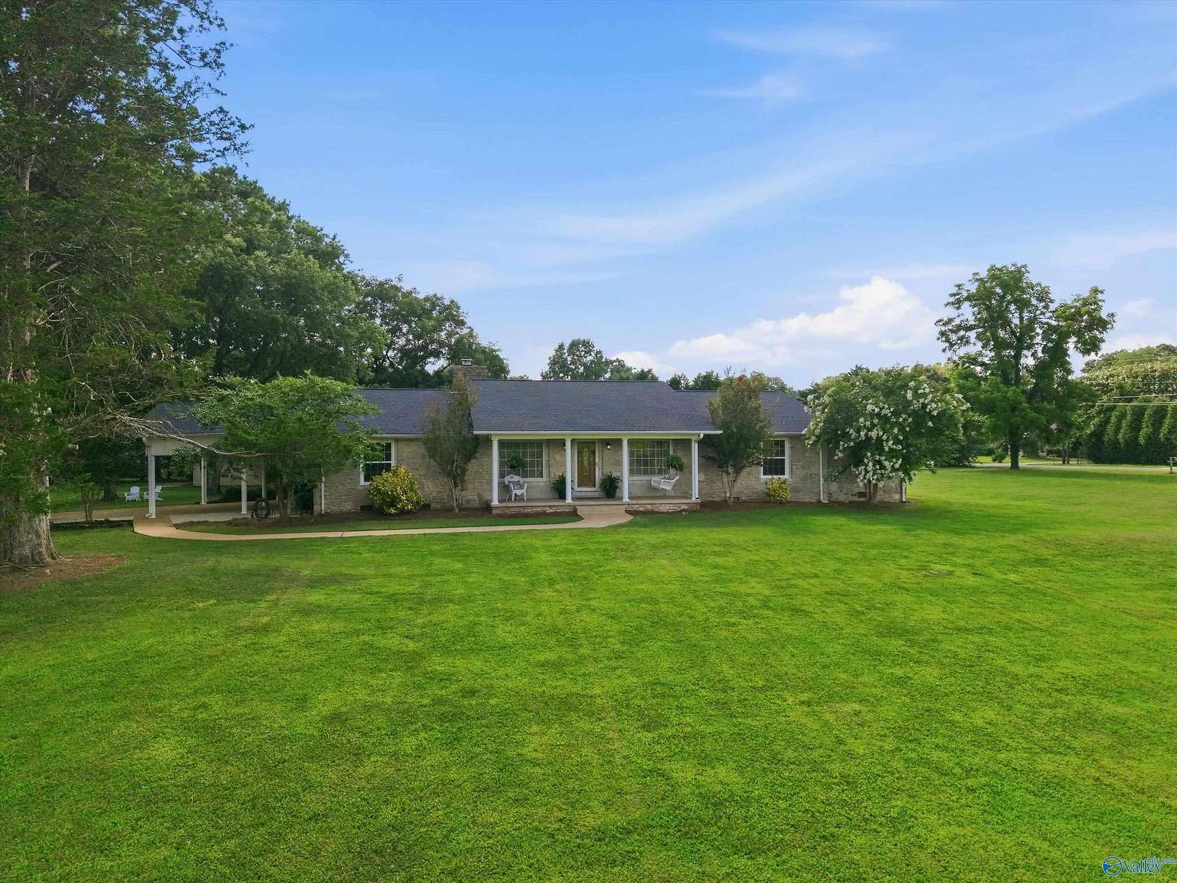 2.28 Acres of Land with Home for Sale in Huntsville, Alabama
