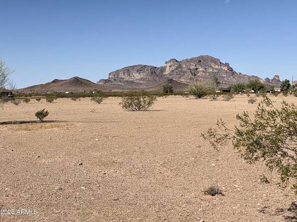 2 Acres of Residential Land for Sale in Tonopah, Arizona