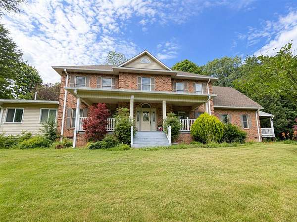 7.74 Acres of Land with Home for Sale in Roanoke, Virginia