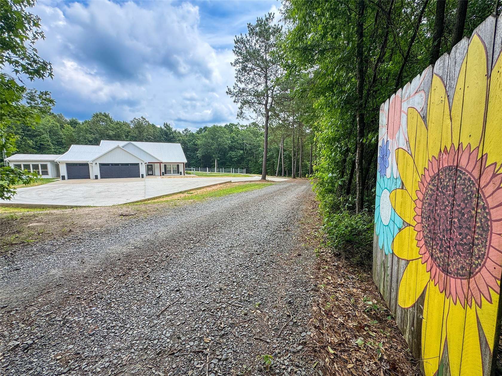 20.7 Acres of Recreational Land with Home for Sale in Atlanta, Texas