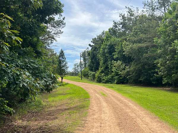 83 Acres of Land for Sale in Grenada, Mississippi