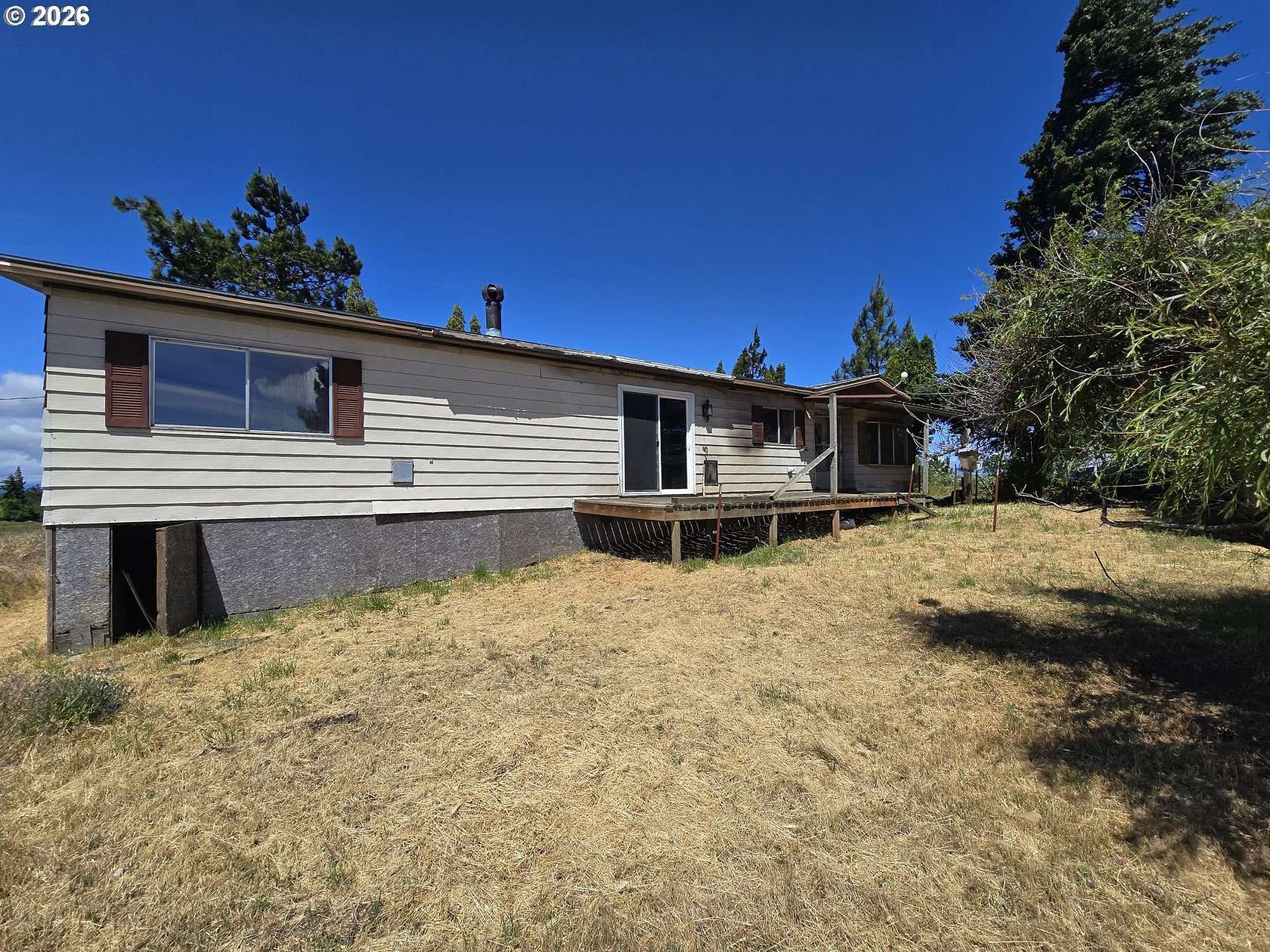 4.72 Acres of Land with Home for Sale in The Dalles, Oregon