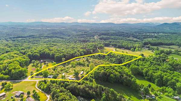 11.2 Acres of Mixed-Use Land for Sale in Williamsburg, Kentucky