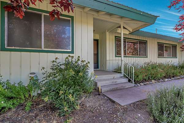 6 Acres of Land with Home for Sale in Gazelle, California