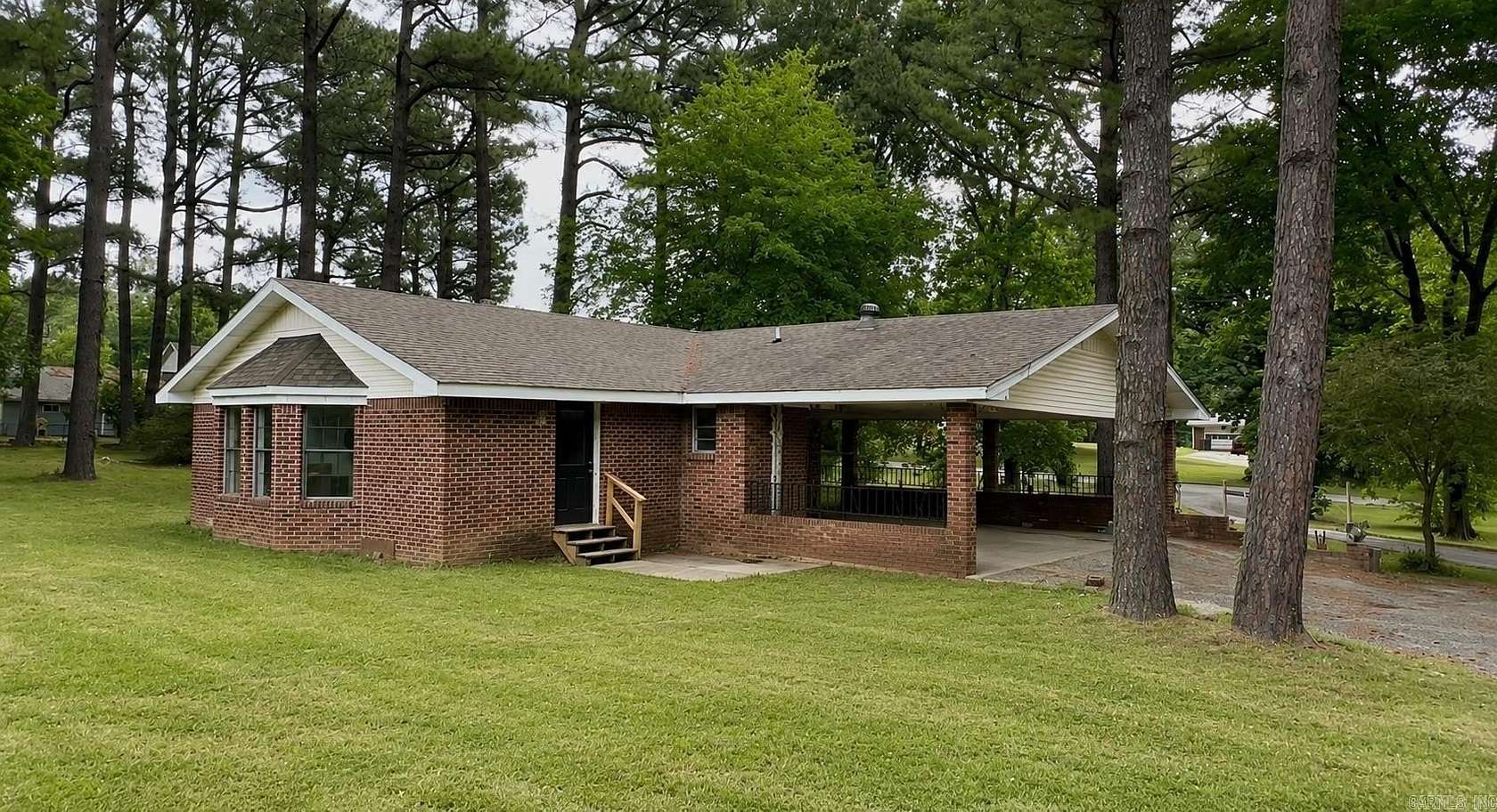 1.77 Acres of Land with Home for Sale in Paragould, Arkansas