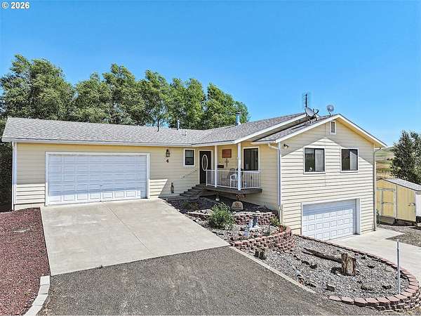 2 Acres of Land with Home for Sale in Goldendale, Washington