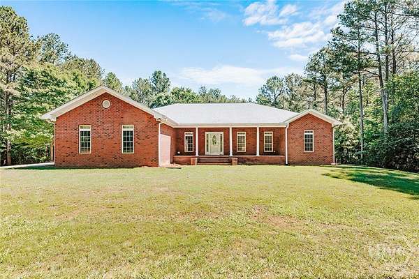 2.17 Acres of Land with Home for Sale in Lexington, Georgia