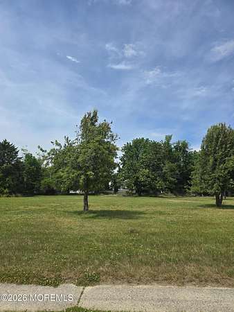 1 Acre of Residential Land for Sale in Howell, New Jersey