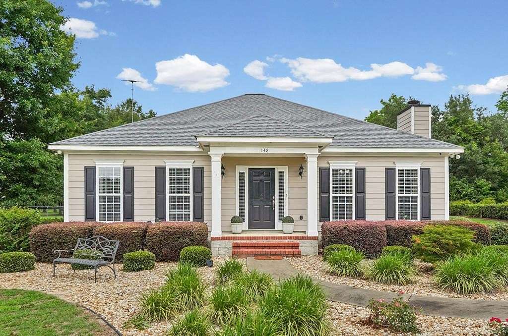 1.78 Acres of Land with Home for Sale in Leesburg, Georgia