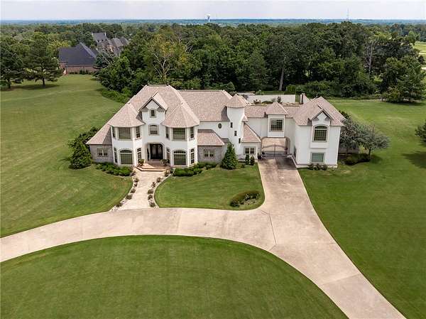 4.1 Acres of Land with Home for Sale in Bentonville, Arkansas