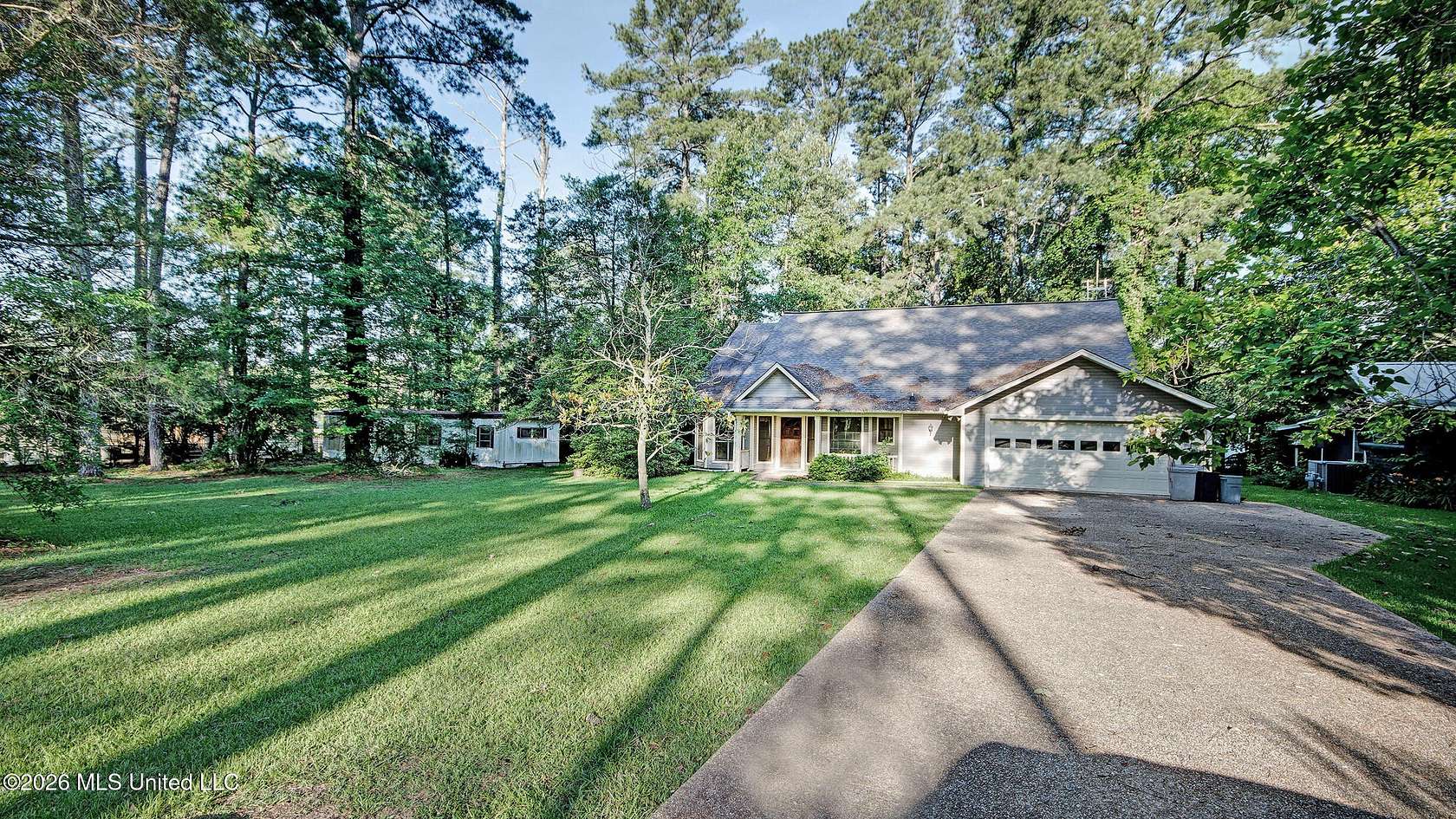 0.73 Acres of Residential Land for Sale in Brandon, Mississippi