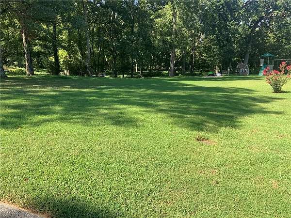 0.36 Acres of Residential Land for Sale in Siloam Springs, Arkansas
