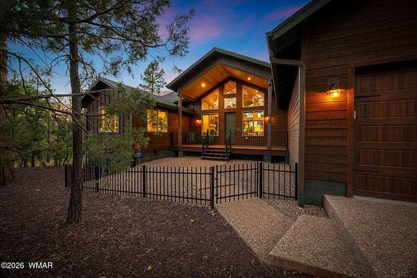 2.5 Acres of Land with Home for Sale in Pinetop, Arizona