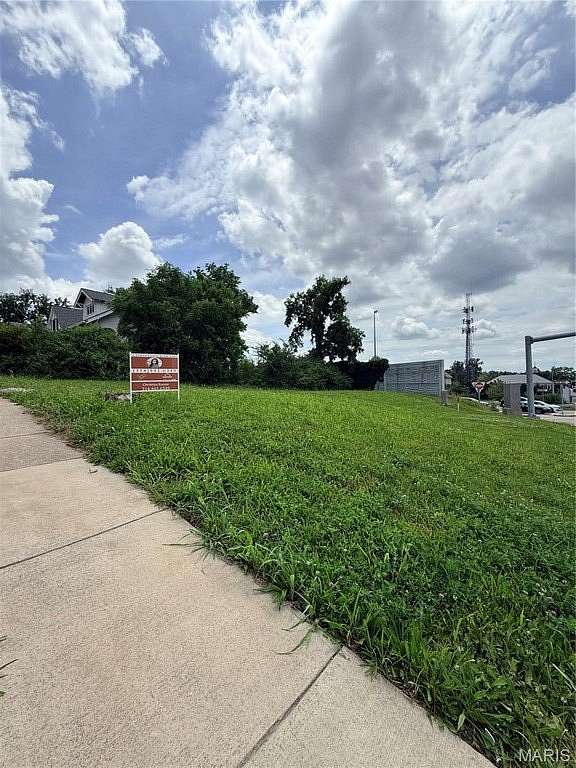 0.13 Acres of Residential Land for Sale in Richmond Heights, Missouri