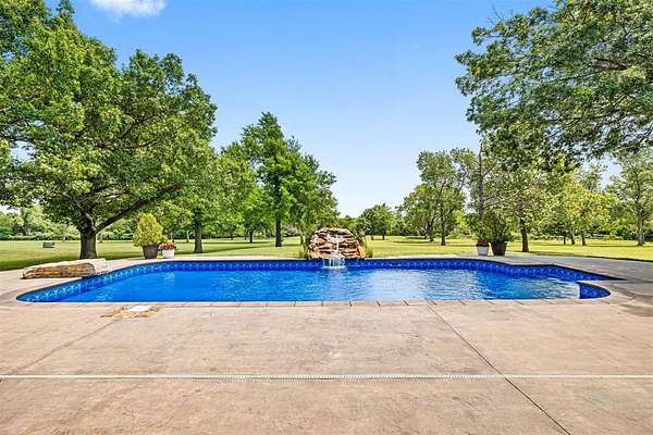 11.4 Acres of Land with Home for Sale in Oklahoma City, Oklahoma