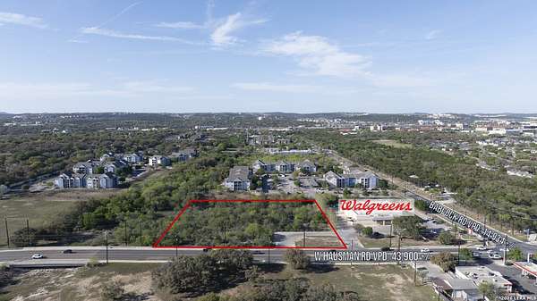 3.3 Acres of Mixed-Use Land for Sale in San Antonio, Texas