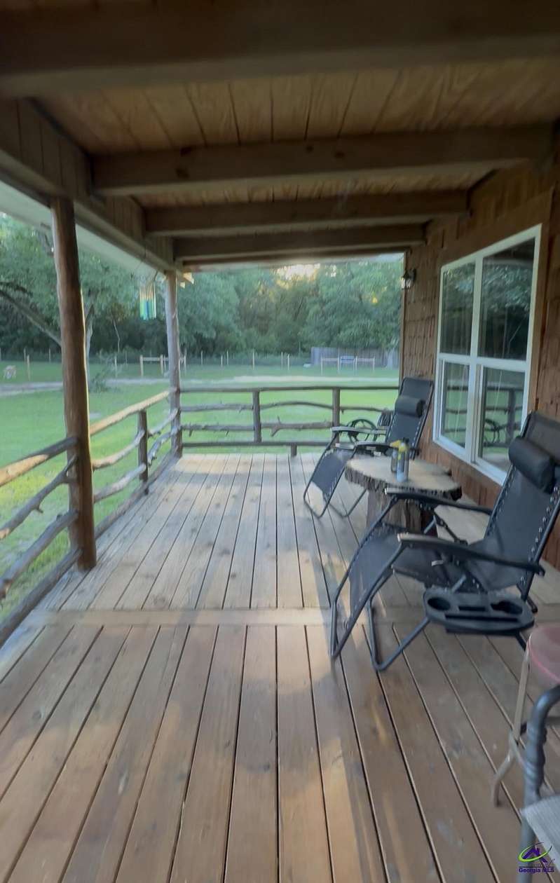 6 Acres of Land with Home for Sale in Warner Robins, Georgia
