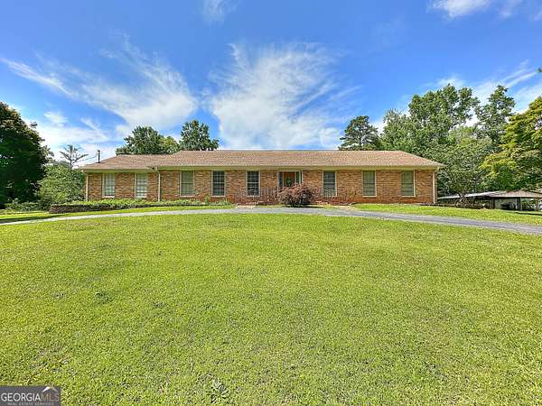 5 Acres of Improved Mixed-Use Land for Sale in Hogansville, Georgia