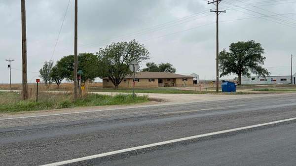 4.2 Acres of Land with Home for Sale in Hereford, Texas