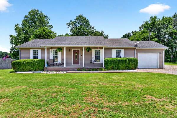 2.58 Acres of Land with Home for Sale in Crofton, Kentucky