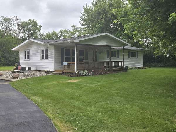 4 Acres of Land with Home for Sale in Fort Wayne, Indiana