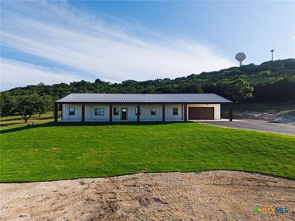5.57 Acres of Land with Home for Sale in Copperas Cove, Texas