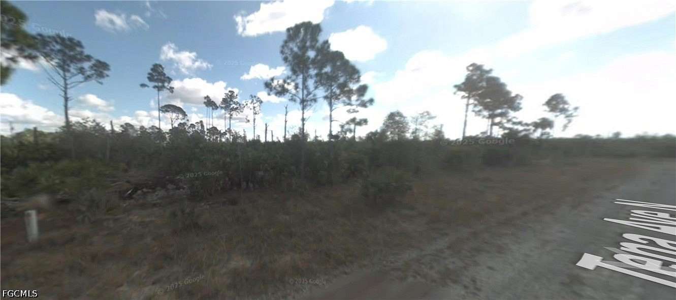0.25 Acres of Residential Land for Sale in Lehigh Acres, Florida